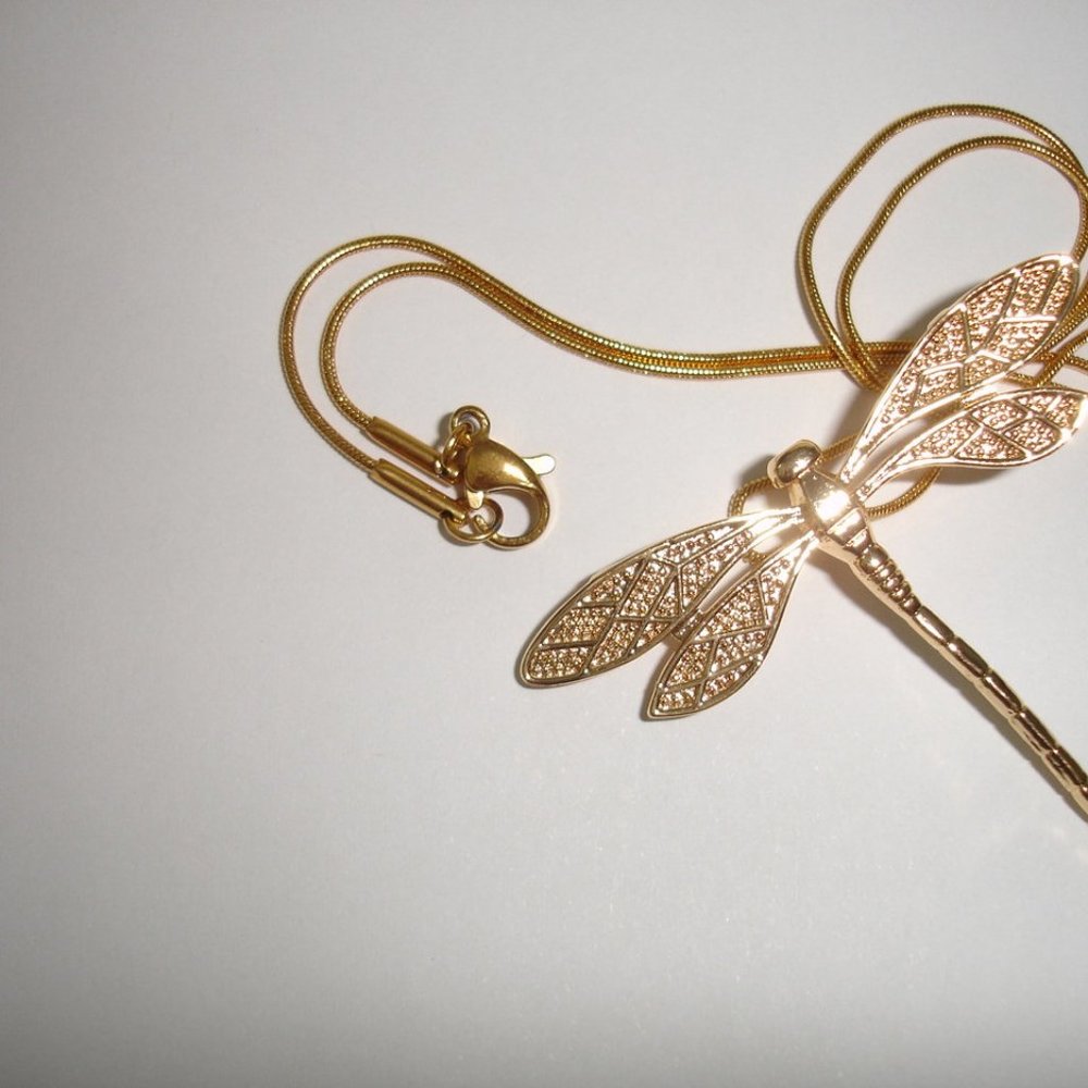 Gold Dragonfly Necklace 18 inch 22K gold plated - Picture 5 of 10